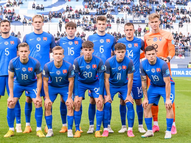 SAN JUAN, ARGENTINA - MAY 26: Slovakia squad pose for a team photo during FIFA U-20 World Cup Argentina 2023  Group B match between Slovakia and USA at Estadio San Juan del Bicentenario on May 26, 2023 in San Juan, Argentina. (Photo by Marcio Machado/Eurasia Sport Images/Getty Images)