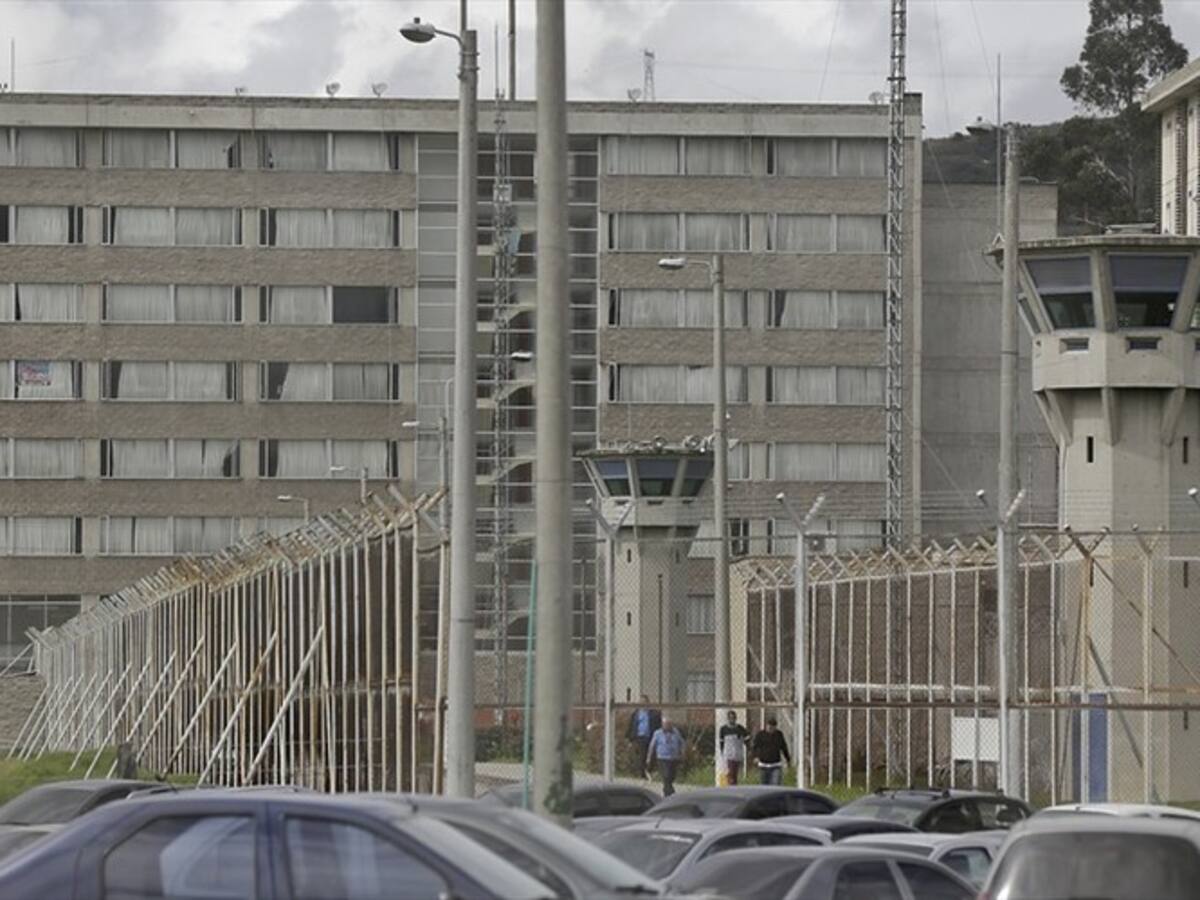 Siete patios de la cárcel La Picota se declaran en huelga de hambre