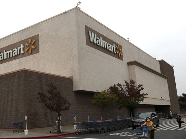 Walmart había tomado una medida similar respecto a la venta de armas tras la muerte de Floyd en mayo.. Foto: Getty Images