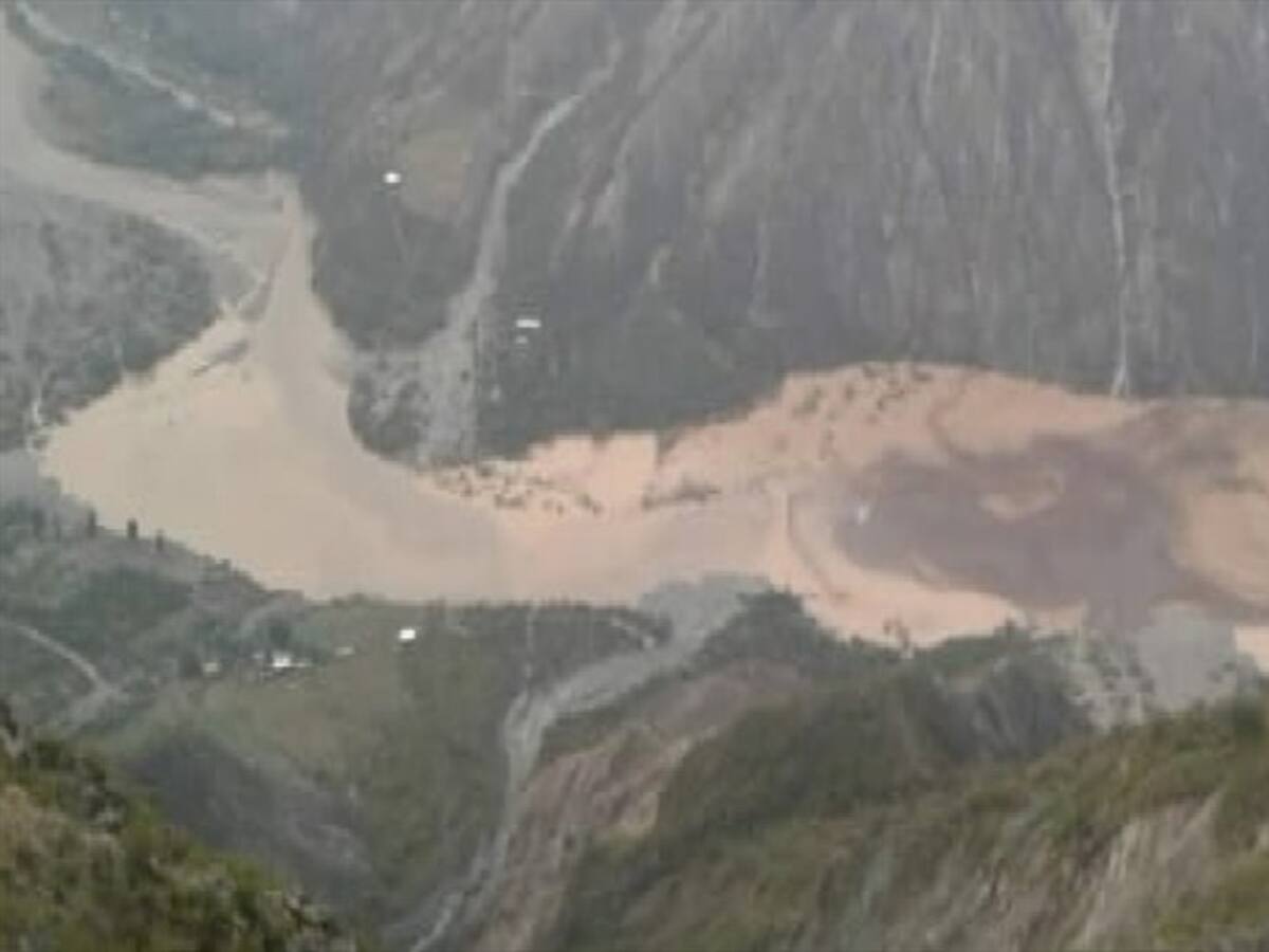 Permanece la alerta roja en el río Chicamocha