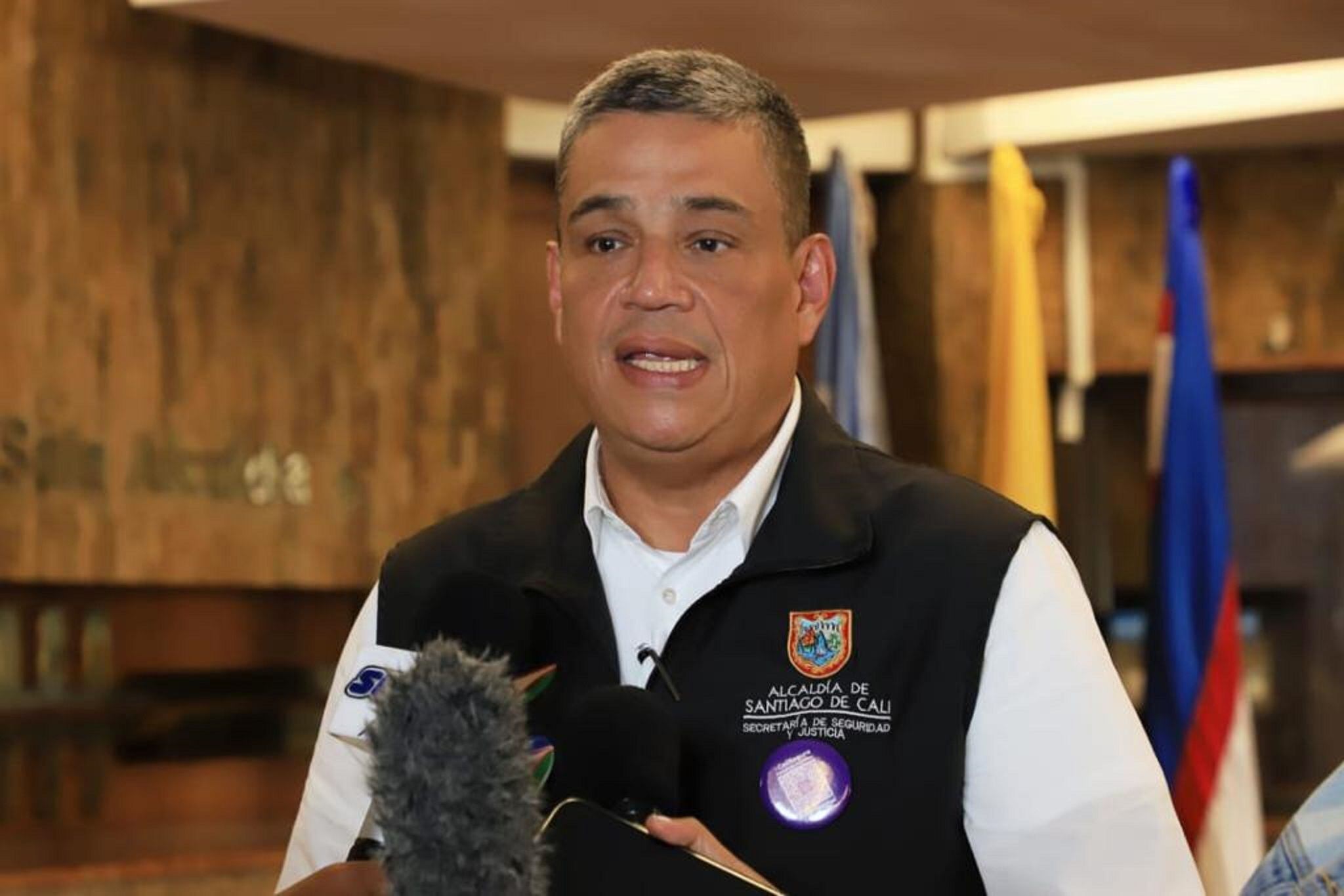 Soler explicó que se trata de una conversación privada que sostuvo con un secretario del gabinete y que el audio fue editado y filtrado. Foto: Alcaldía de Cali.