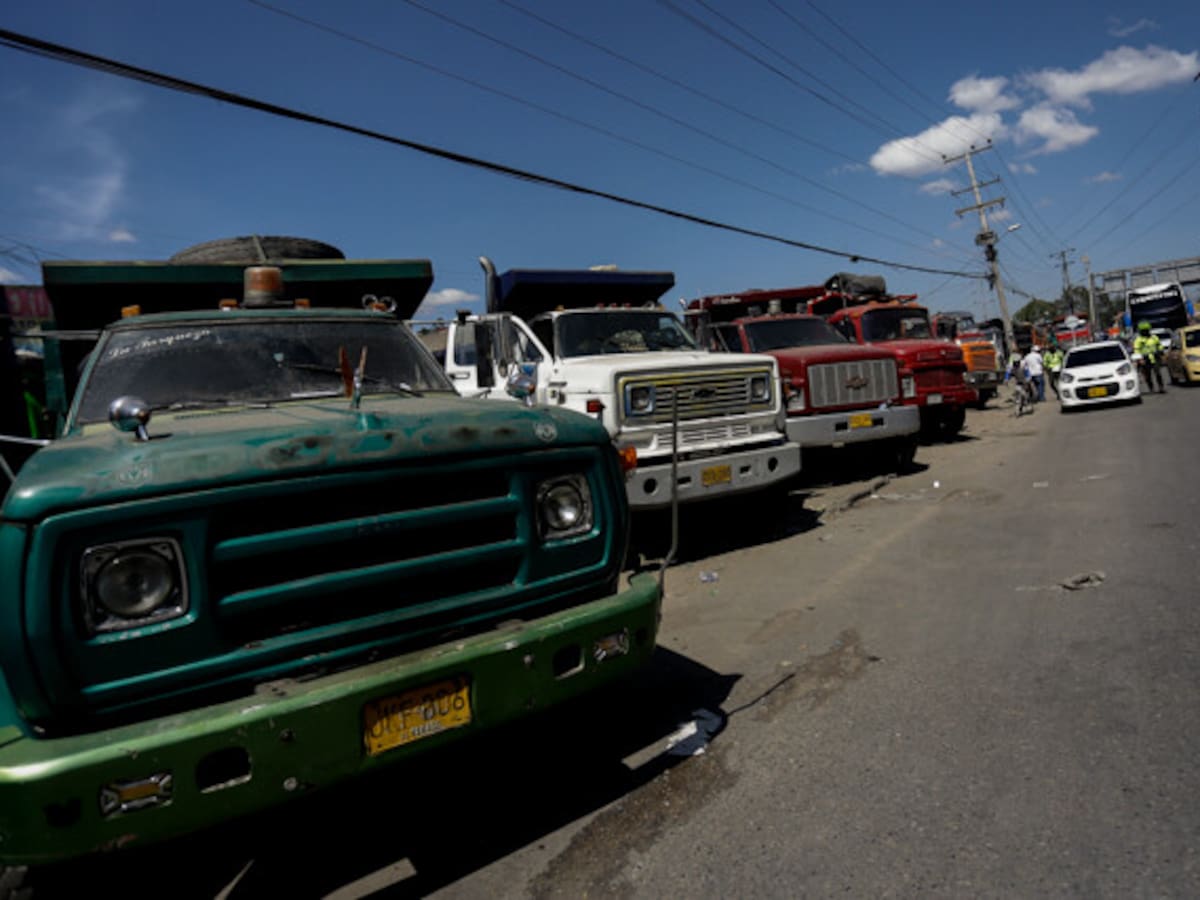 Las millonarias pérdidas económicas para los transportadores que ha dejado el paro del Clan del Golfo