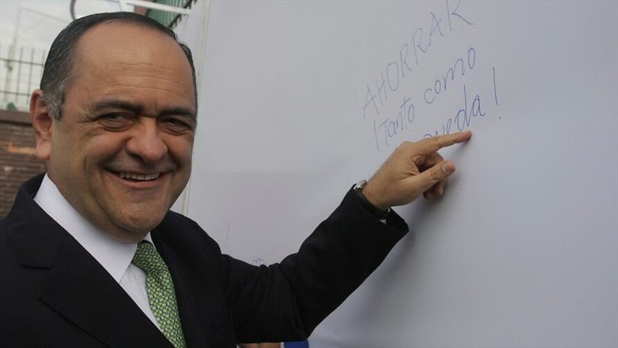 La Procuraduría formuló pliego de cargos al expresidente del Fondo Nacional del Ahorro (FNA), Ricardo Arias Mora. Foto: Colprensa