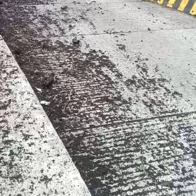 Desprendimiento en la piedra del Peñol. Foto: X @@anibalgaviria