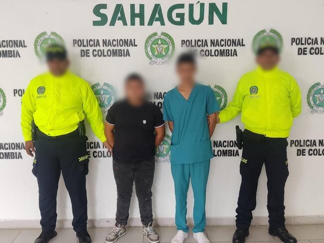 Capturan a dos hombres que habrían abusado de una menor de nueve años en Sahagún. Foto: Policía.