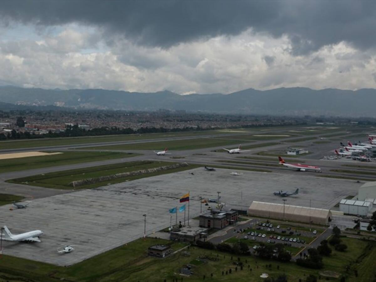 Incidente en una de las pistas del aeropuerto El Dorado de Bogotá