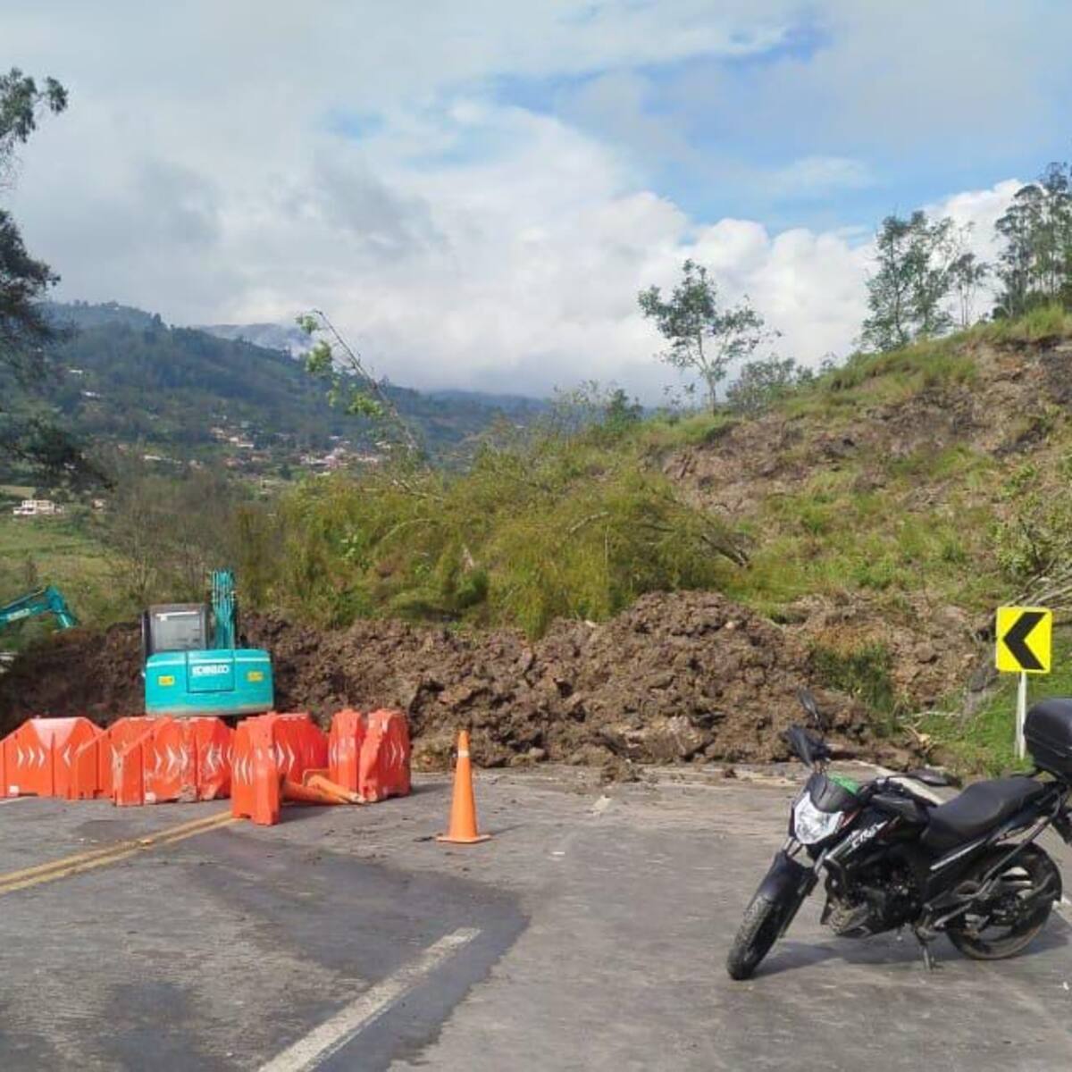 Hay cierre en la vía Bogotá – Villavicencio por deslizamiento