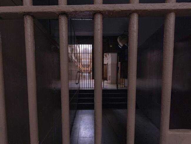 El Instituto Nacional Penitenciario y Carcelario (INPEC) ha recibido a más de 31.000 detenidos provenientes de estaciones de Policía y Unidades de Reacción Inmediata (URI). Foto: Getty Images / MARIO MARCO