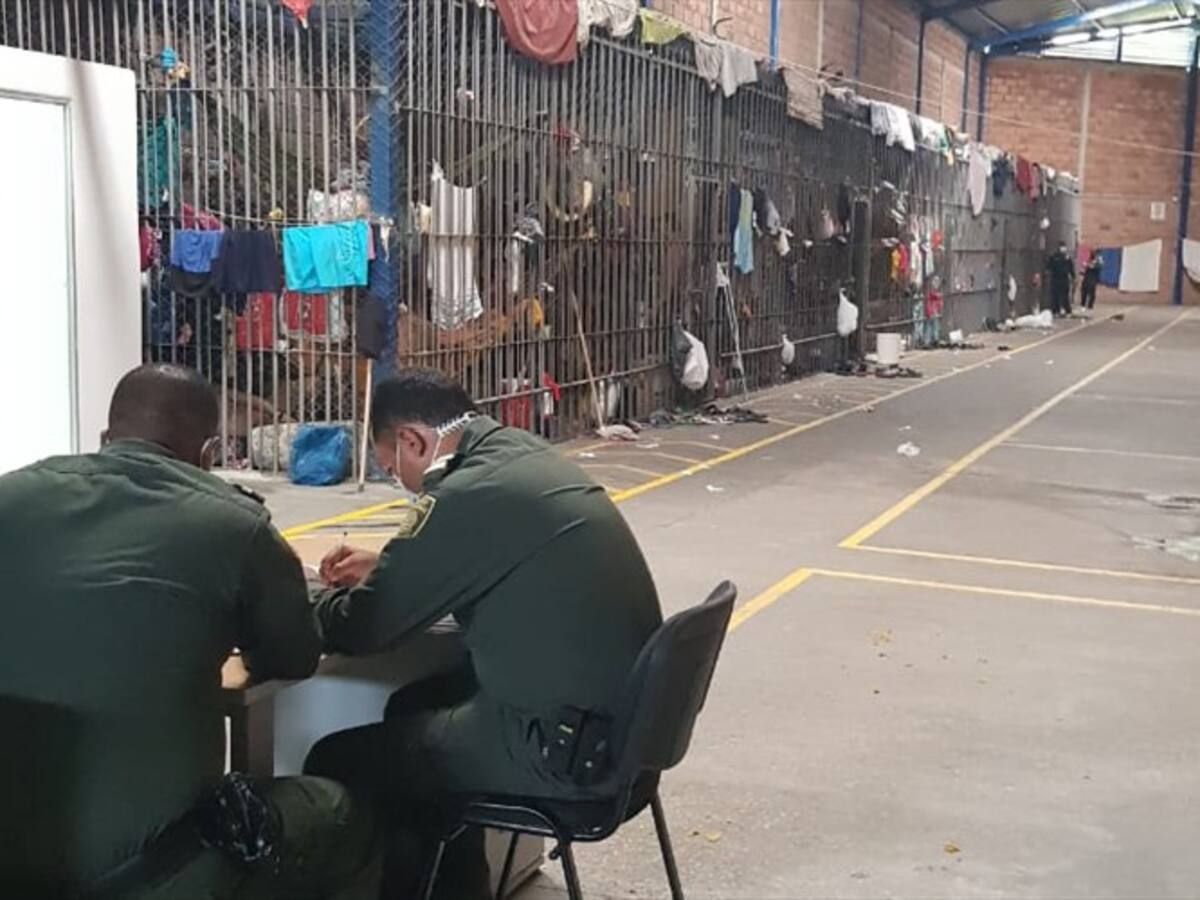 Defensoría del Pueblo alerta por hacinamiento en centros transitorios de Córdoba