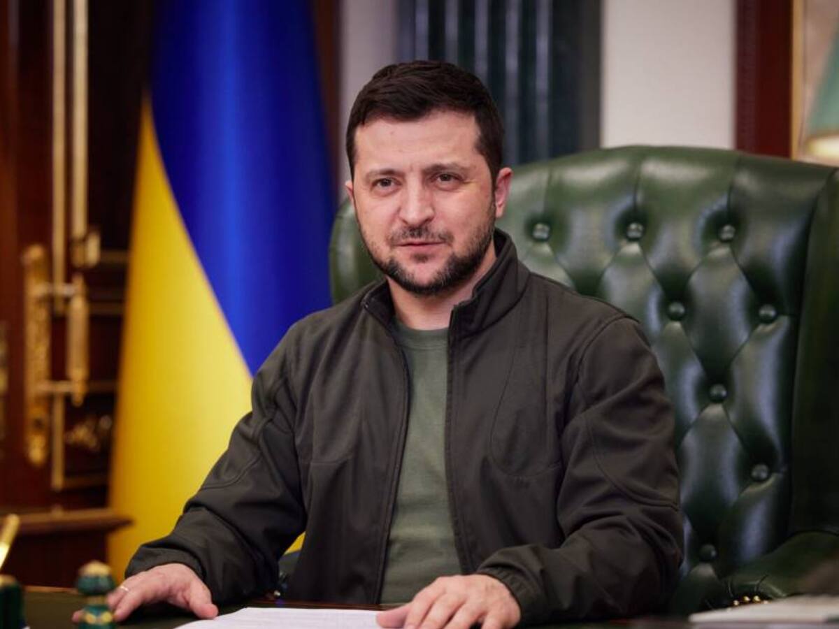 Zelenski destaca la resistencia ucraniana en Soledar: No quedan muros enteros