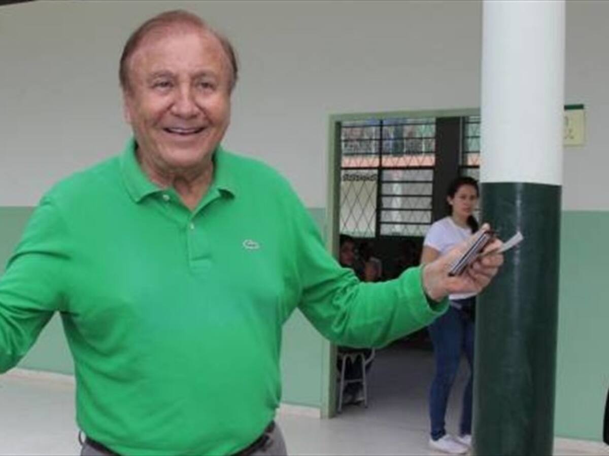 Rodolfo Hernández habría chantajeado al alcalde de Floridablanca por pago de basuras