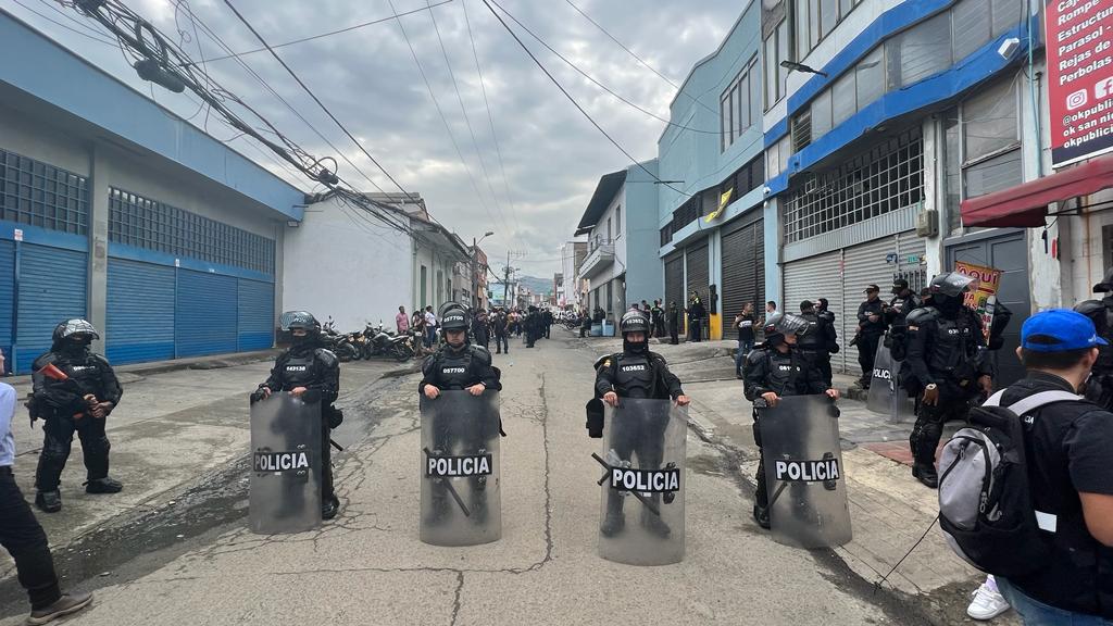 Ocho presos se fugaron de centro transitorio en Cali tras amotinamiento en Cali. Foto: Policía,