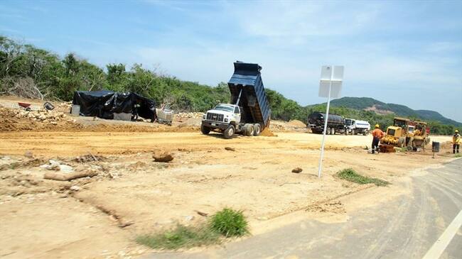 Antes de finalizar 2019 debe arrancar la construcción de la doble calzada Ciénaga-Barranquilla, según Fabio Manjarrés. Foto: Colprensa