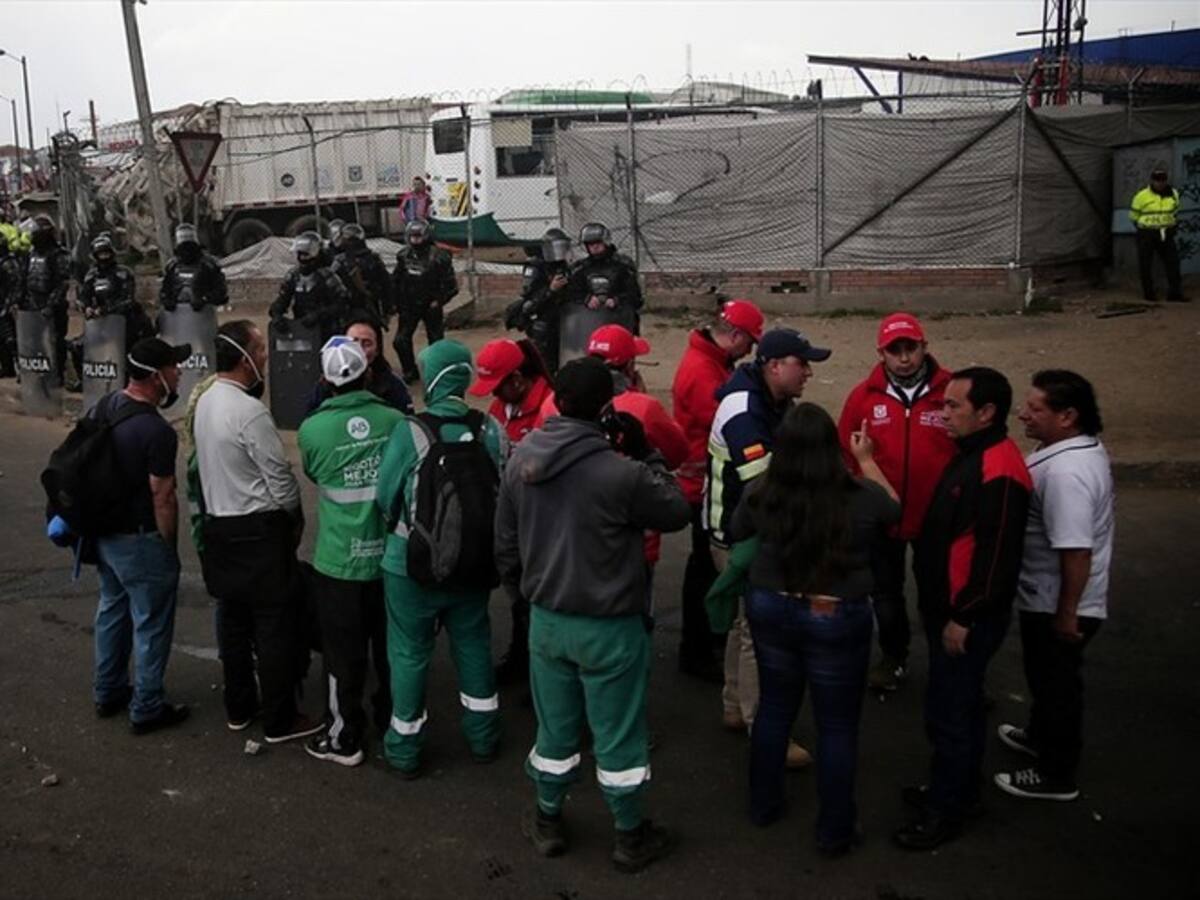 No hay ningún vehículo inoperativo de Aguas Bogotá: Orlando Quiroga