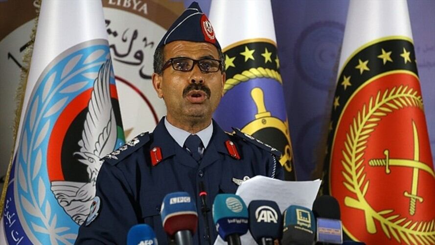 El portavoz de las fuerzas del GNA, coronel Mohamad Gnunu. Foto: Getty Images