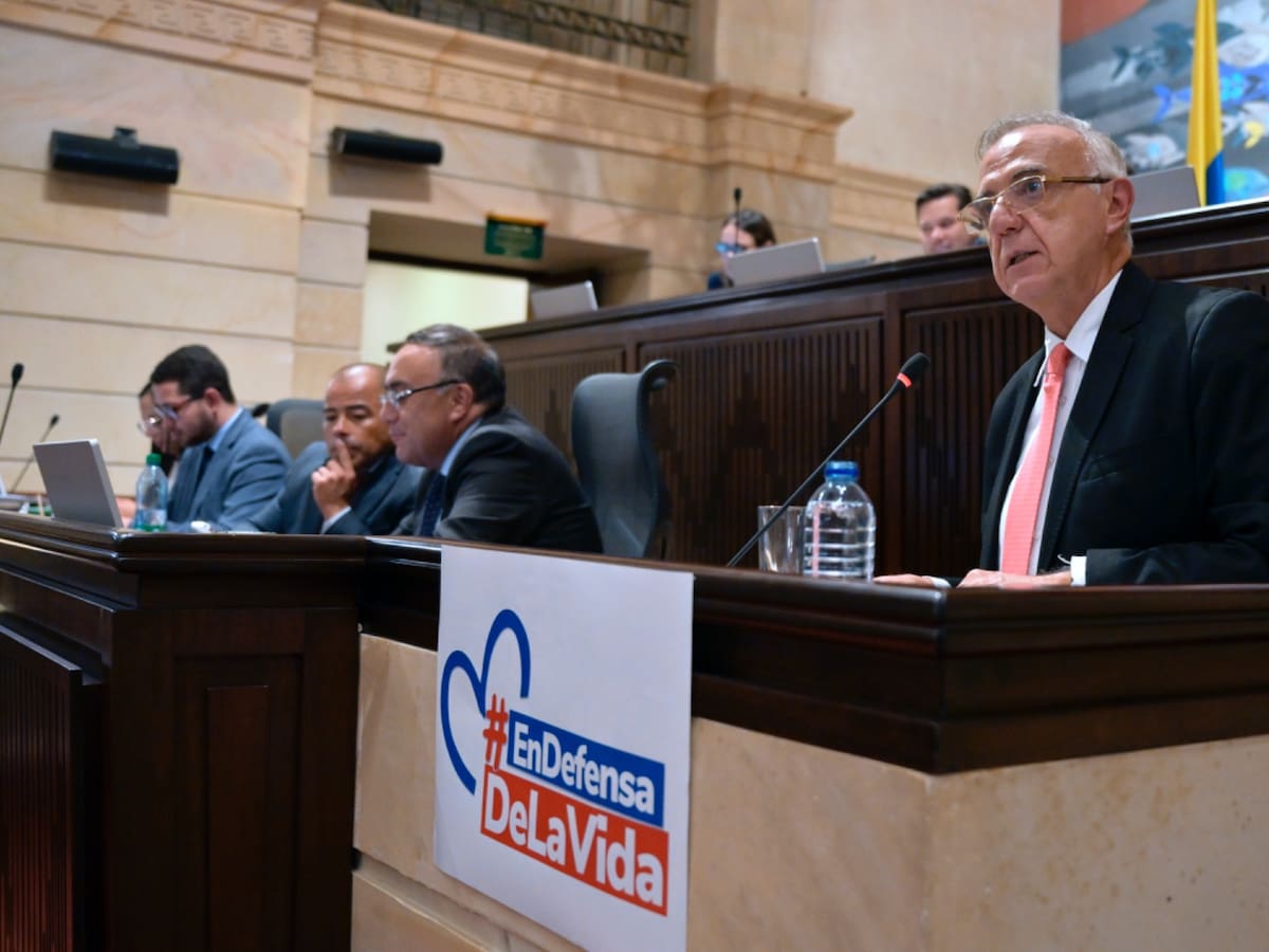 “Al Cauca lo vamos a recuperar”: MinDefensa se defendió en debate de moción en su contra