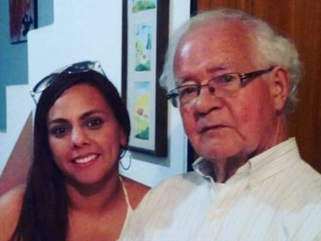 Hija de Jaime Barbini denuncia despido injusto tras asistir a homenaje a su padre