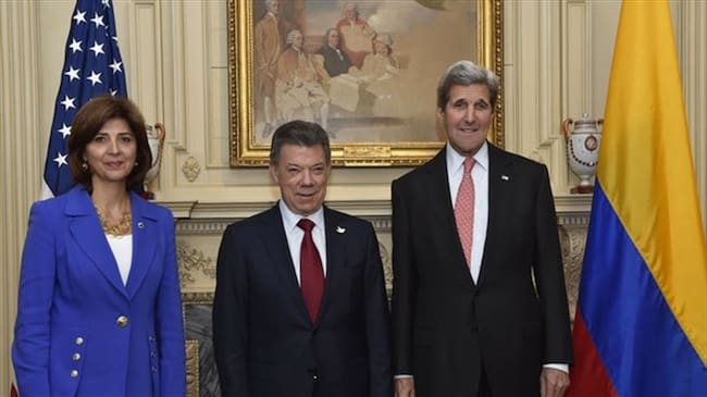 María Ángela Holguín, Juan Manuel Santos y John Kerry. Foto: Presidencia