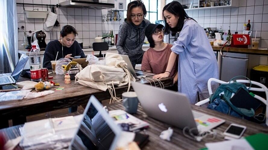 Estudio revela que Millennials sienten incertidumbre por su desempeño en la industria 4.0. Foto: Getty Images