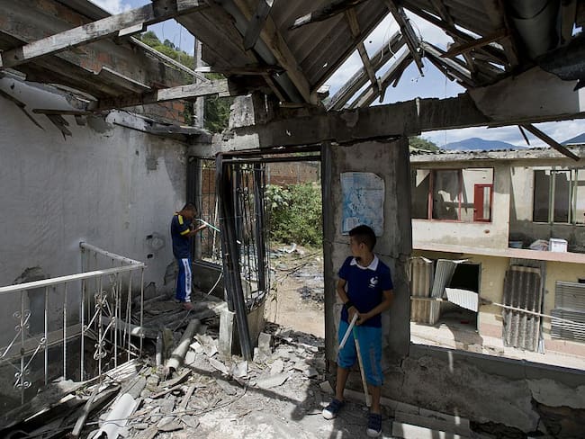 Imagen de referencia conflicto armado en Colombia (Photo credit should read LUIS ROBAYO/AFP via Getty Images)