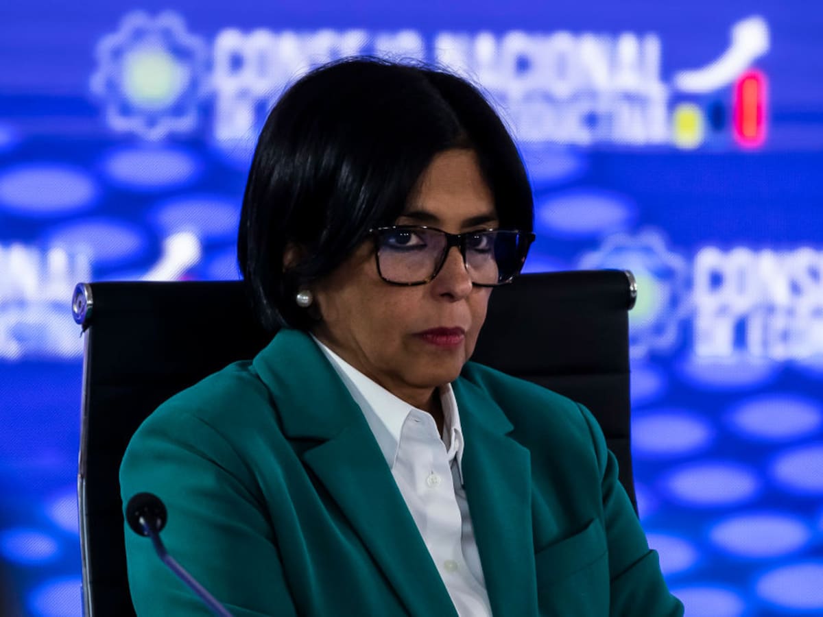 Delcy Rodríguez deberá aceptar todas las condiciones de EE.UU.: abogado y experto venezolano