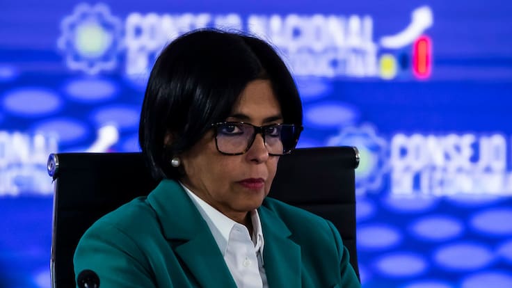 Delcy Rodríguez deberá aceptar todas las condiciones de EE.UU.: abogado y experto venezolano