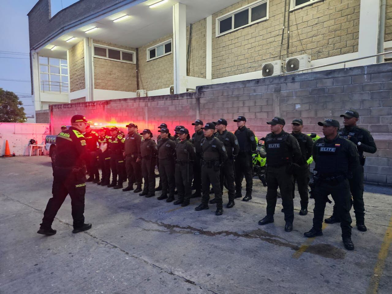 Uniformados de la Policía de Barranquilla. Foto: cortesía MEBAR.