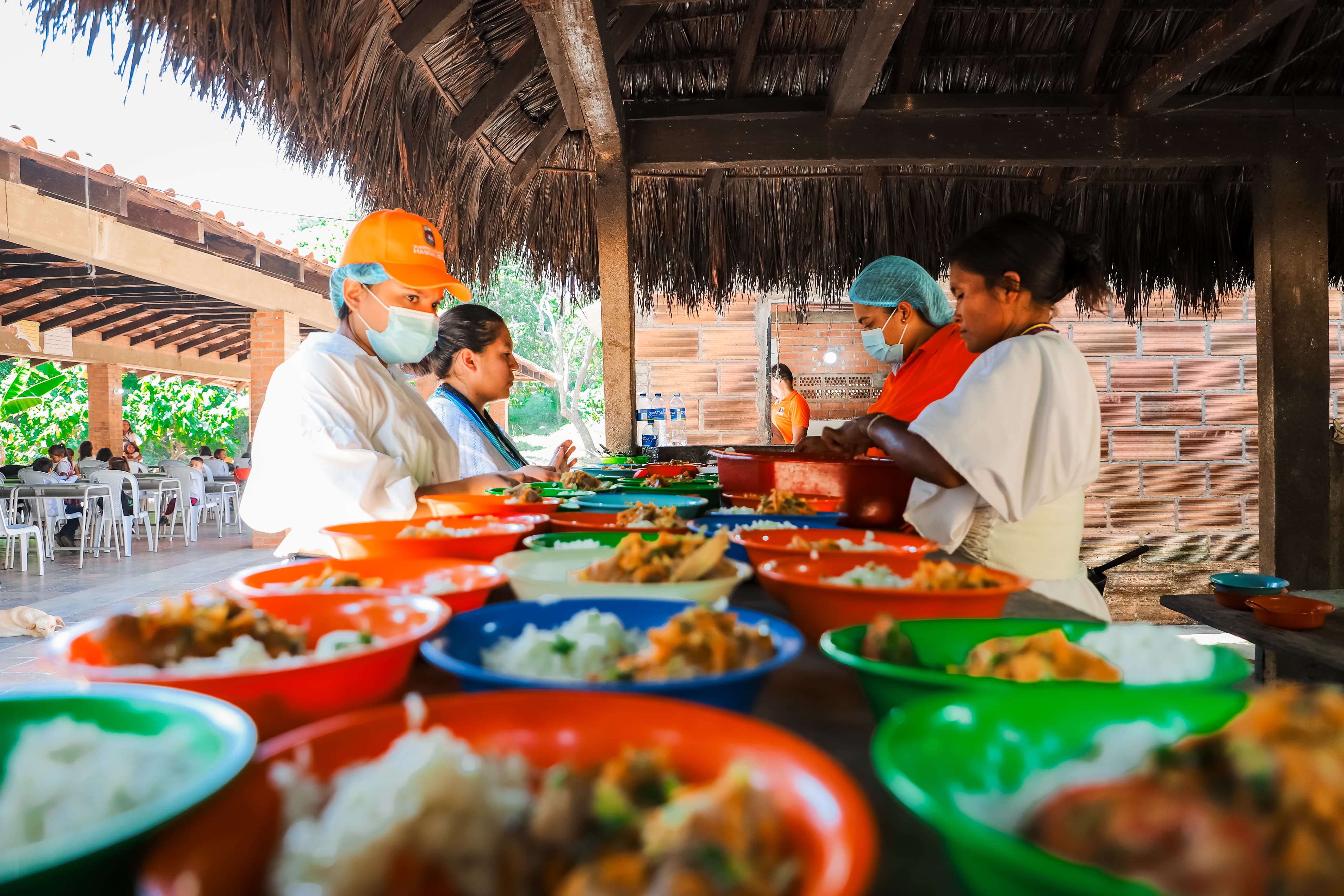 Entrega de alimentos en territorios indígenas/ Gobernación del Magdalena