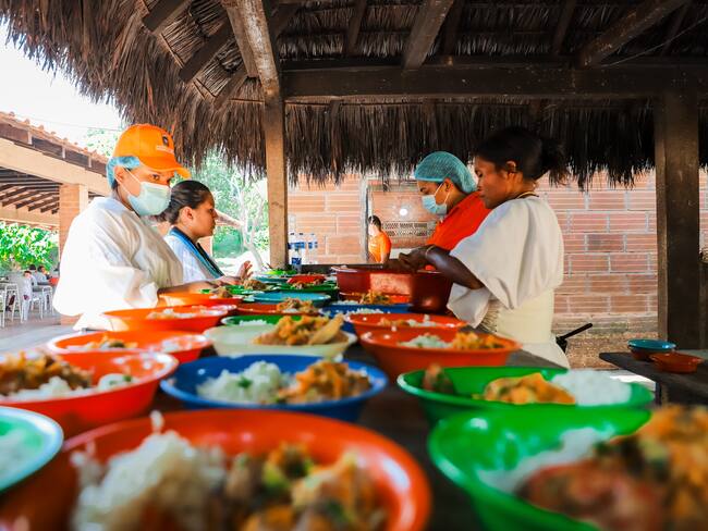 Entrega de alimentos en territorios indígenas/ Gobernación del Magdalena