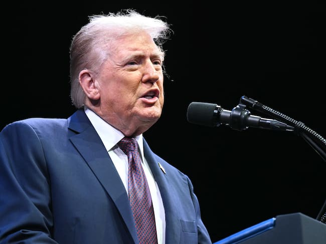 Donald Trump habla el 8 de septiembre de 2025. FOTO: SAUL LOEB/AFP vía Getty Images