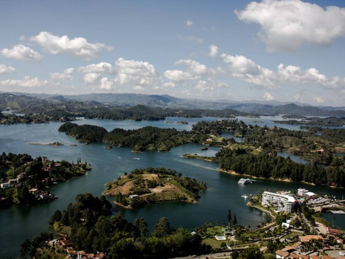 Autoridades encontraron a menor desparecida en El Peñol, Antioquia