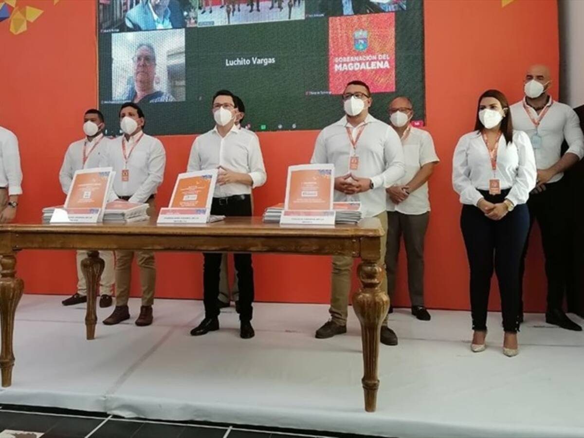 Caicedo denuncia presunto saqueo por $275 mil millones en los gobiernos 'Cotes'