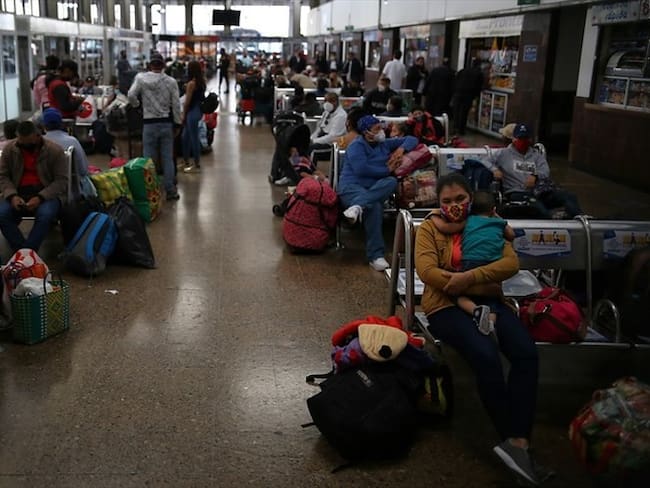 Viajeros para el 24 de diciembre en los diferentes medios de transporte / imagen de referencia. Foto: Colprensa