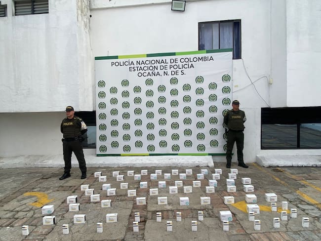 Incautan más de 300 cajas de medicamento de contrabando. Foto: Denor.