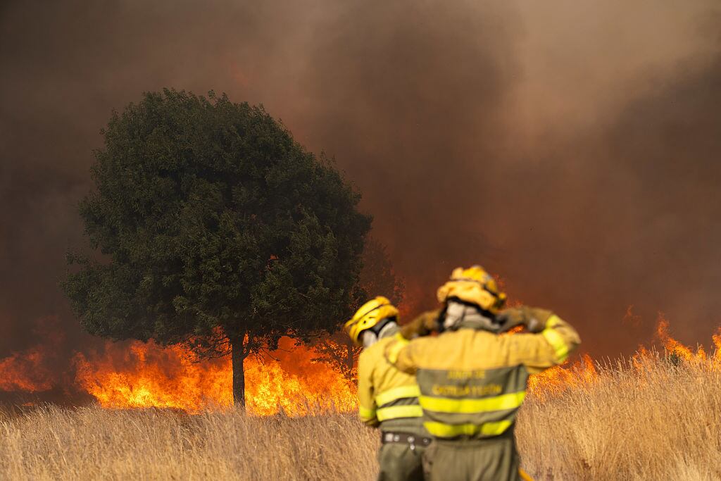 Un muerto en incendio en Tres Cantos en España. (Photo By Emilio Fraile/Europa Press vía Getty Images)
