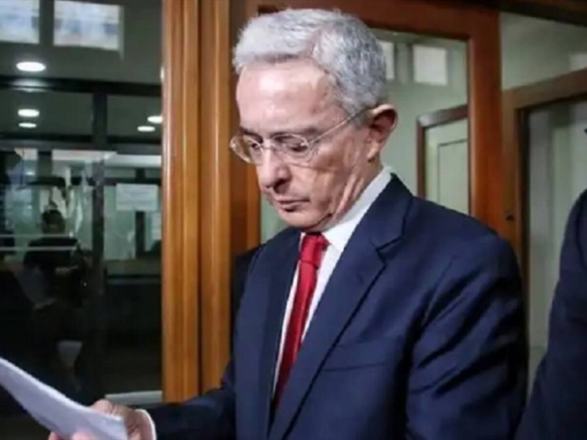 Juzgado de Montería de nuevo niega hábeas corpus que busca libertad del exsenador Uribe