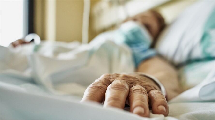 Imagen de referencia de una persona hospitalizada. Foto: RUBEN BONILLA GONZALO