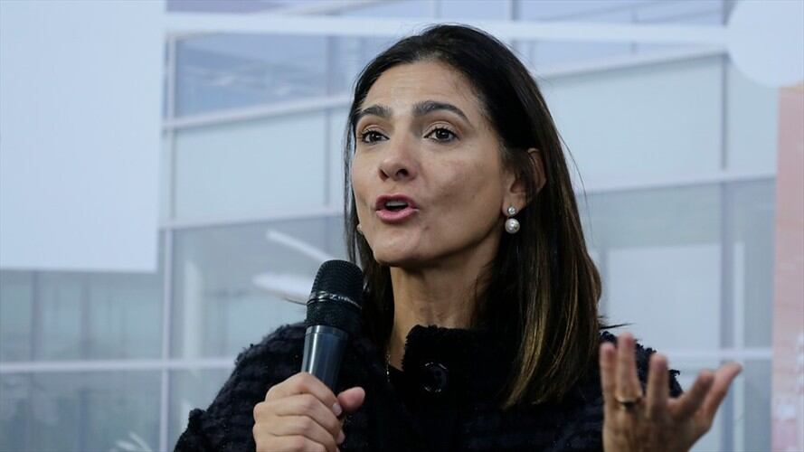 La ministra de Transporte, Ángela María Orozco, apareció en los Pandora Papers. Foto: Colprensa