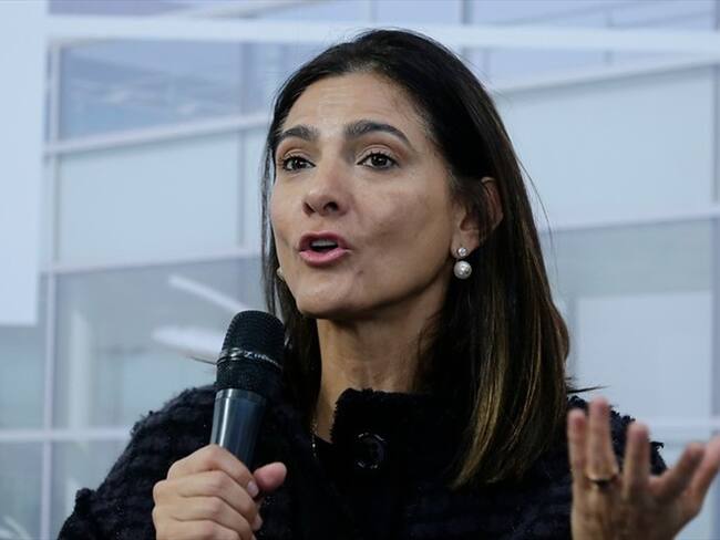 La ministra de Transporte, Ángela María Orozco, apareció en los Pandora Papers. Foto: Colprensa