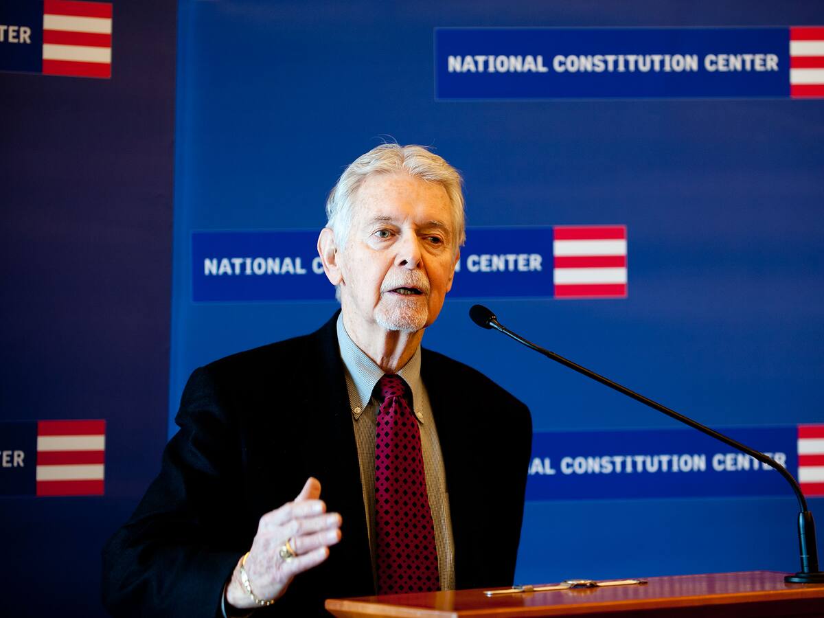 Murió Peter Earnest, veterano de la CIA y el hombre que dirigió el Museo Internacional del Espionaje