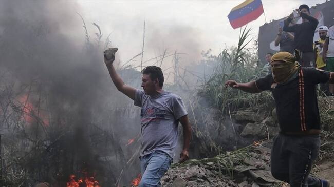 Nicacio Martínez habla en la W sobre Venezuela. Foto: Colprensa