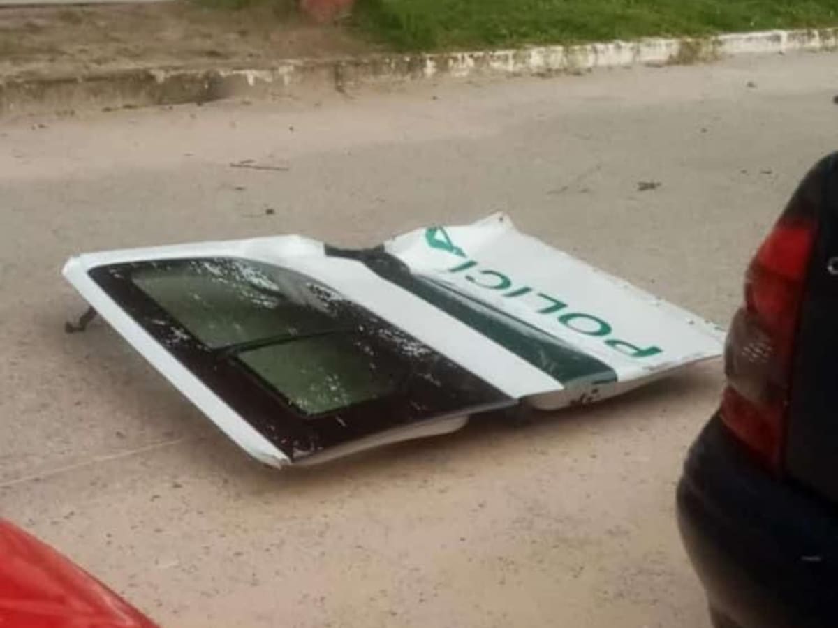 Atentado en Arauca: así quedó la patrulla en la que se movilizaban varios policías
