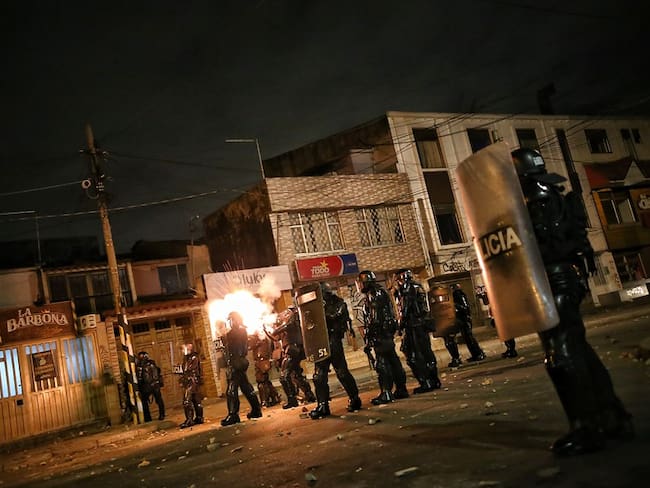 Policía responde tras informe de muerte de personas en medio de protestas en el 2020