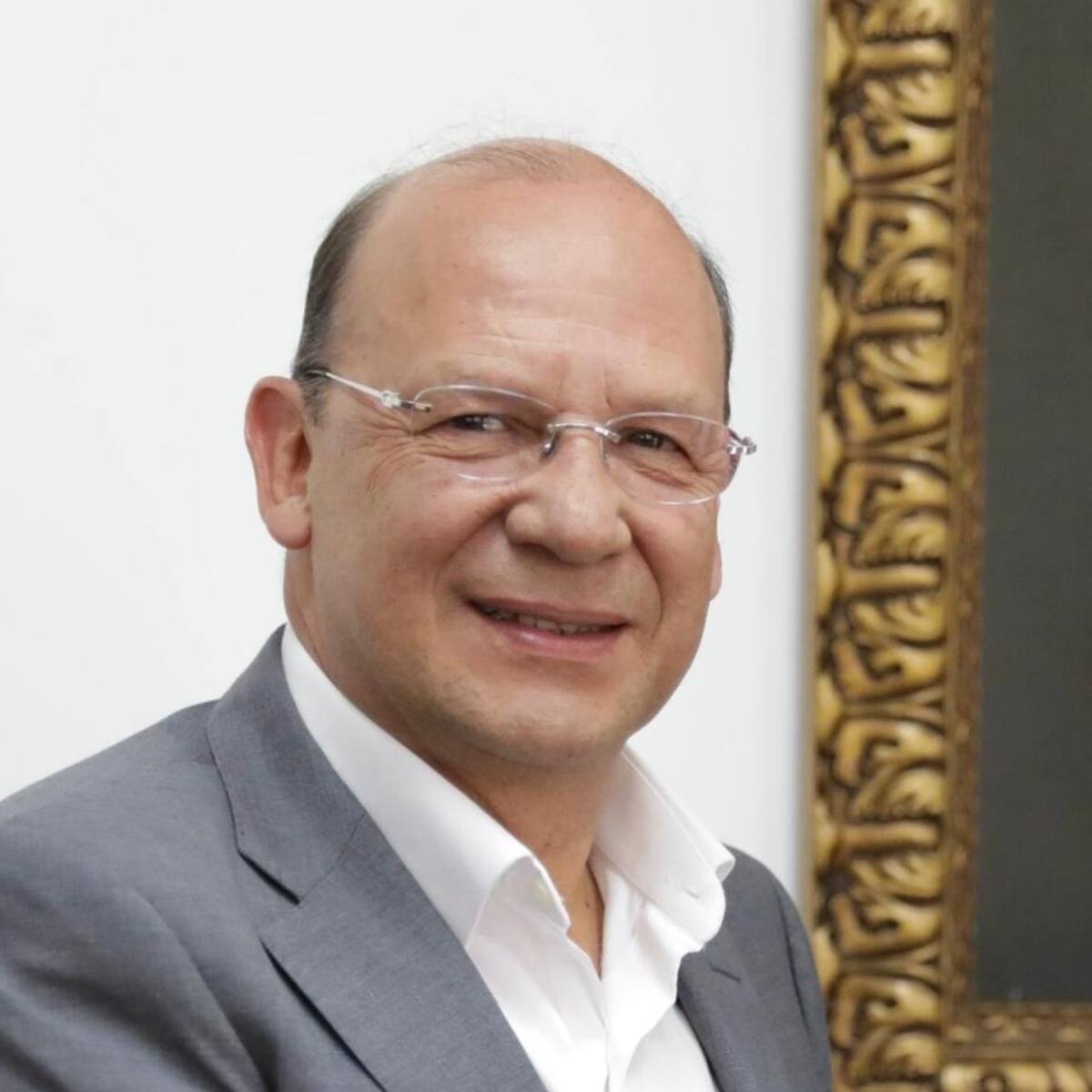 Primer pronunciamiento del nuevo MinHacienda Ávila: “los buenos resultados deben continuar”