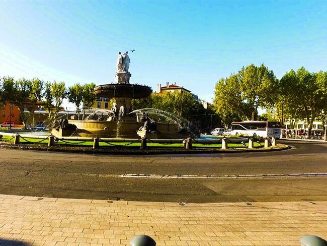 Caminando las calles de Aix en Provence . Foto: Carlos Espinosa