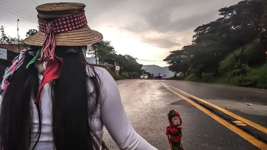 Los bloqueos en la carretera internacional se mantendrán en la medida en que el Gobierno Nacional atienda las peticiones del comité de paro. Foto: Cric