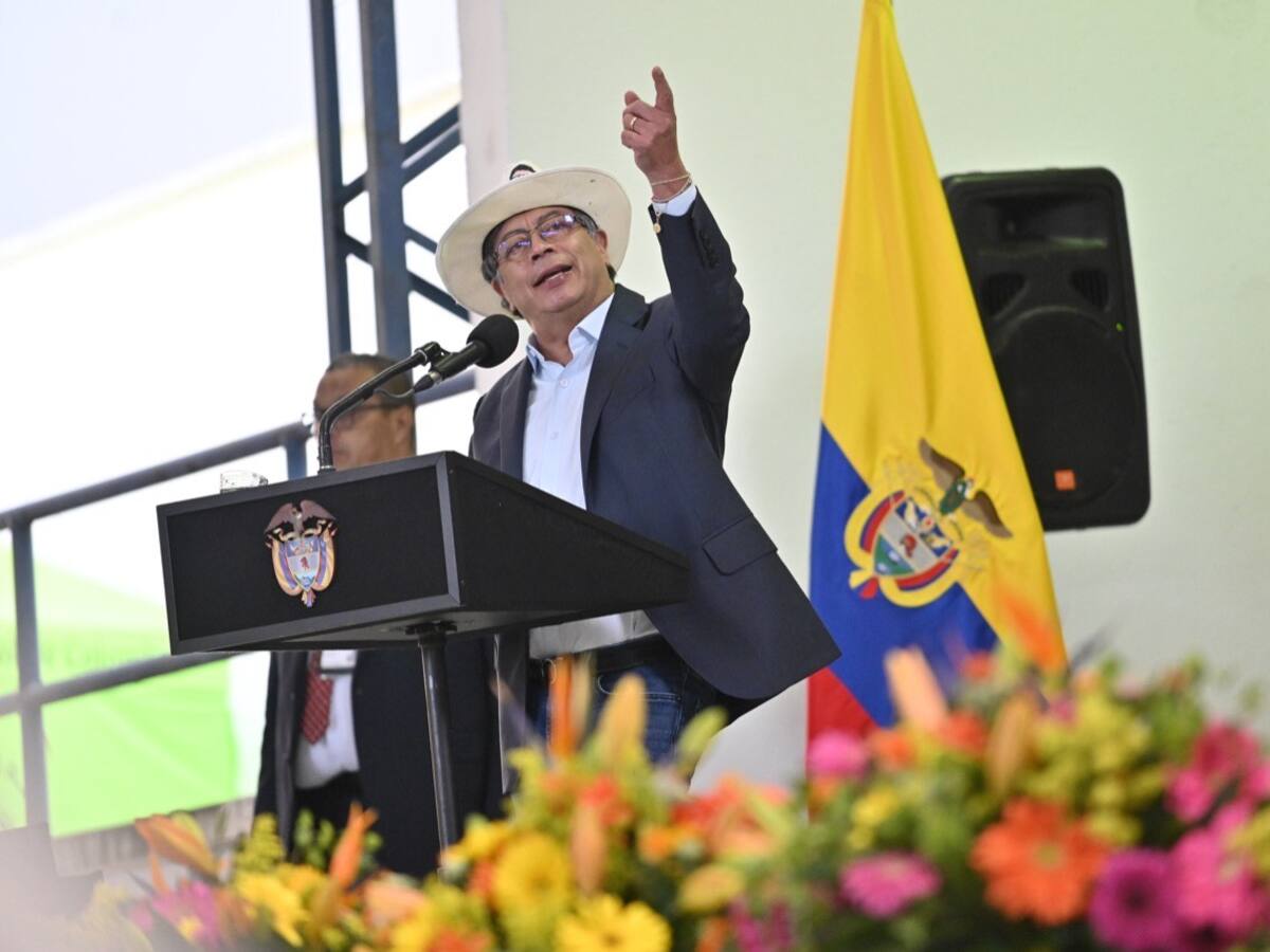 Petro aseguró que es hora de comenzar una reforma agraria de manera pacífica
