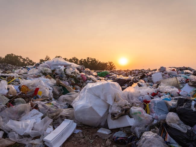 Emergencia ambiental en Chocó: ¿de dónde viene la basura que termina en Capurganá?