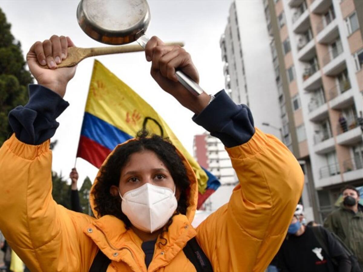 Pulso País: Gobierno e instituciones se "rajan" en índice de aprobación