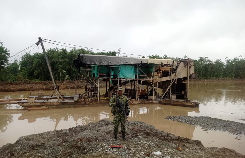 Operativo contra la minería ilegal. Foto: Ejército Nacional